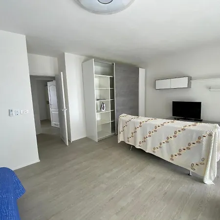 Blanca Villa *
